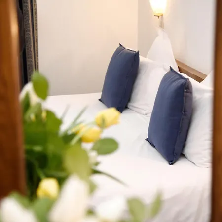 Deybach Hotel
